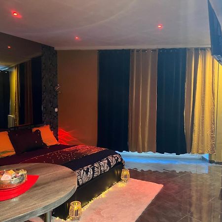 Homesparadise Loveroom Besancon Exterior photo